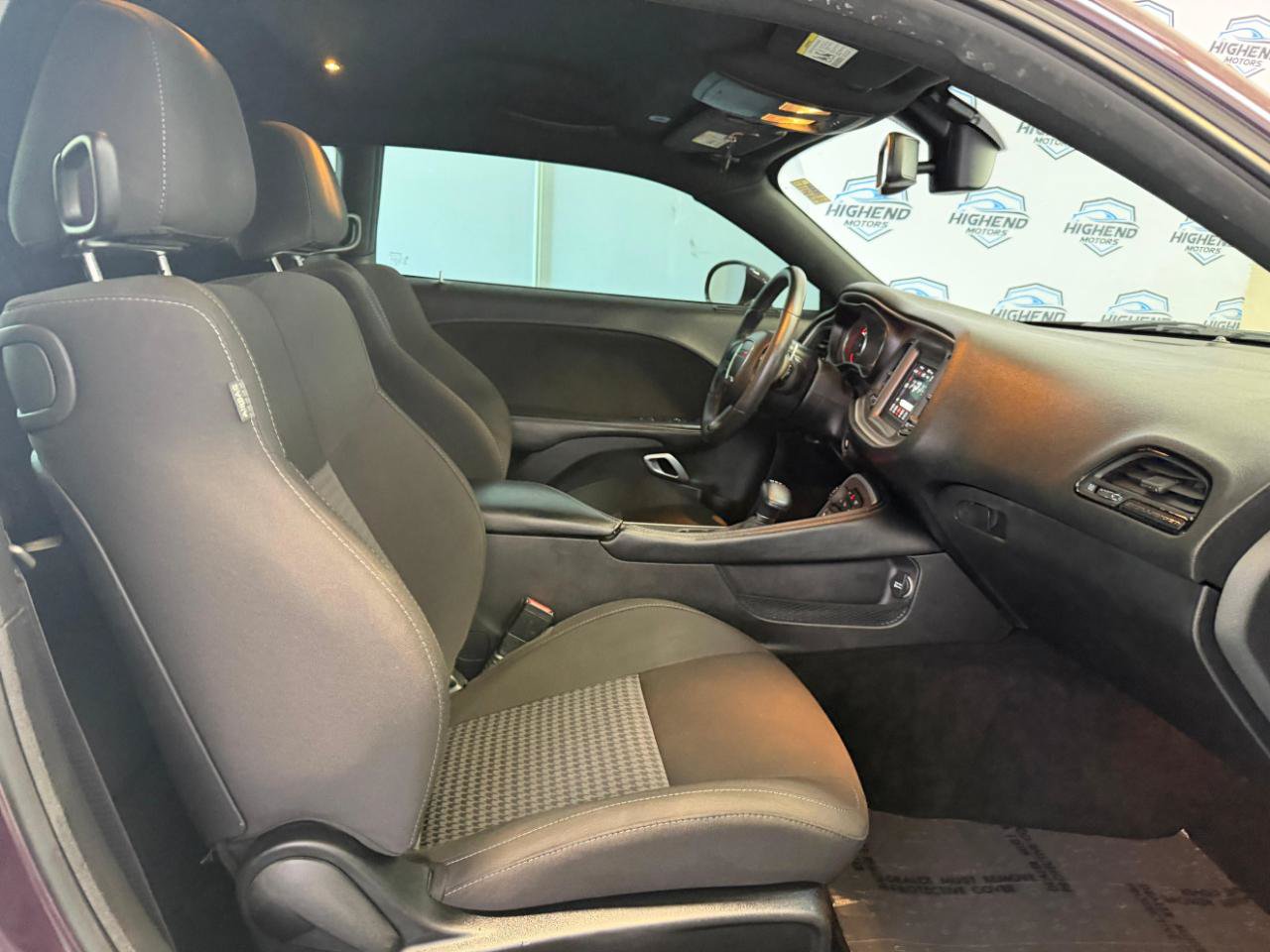 Used 2022 Dodge Challenger R/T RWD image 19