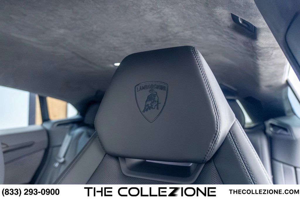 Used 2026 Lamborghini Urus SE AWD/4WD image 63