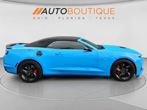 Used 2022 Chevrolet Camaro SS RWD image 6