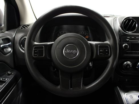 Used 2015 Jeep Compass Sport w/ Power Value Group AWD/4WD image 18