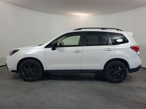 Used 2018 Subaru Forester 2.5i Premium w/ Popular Package #2 image 4