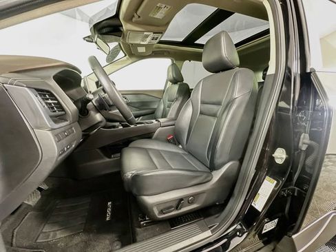 Used 2023 Nissan Rogue SV w/ SV Premium B Package AWD/4WD image 4
