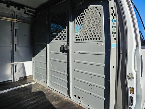 Used 2020 Chevrolet Express 2500 Extended w/ Driver Convenience Package image 14