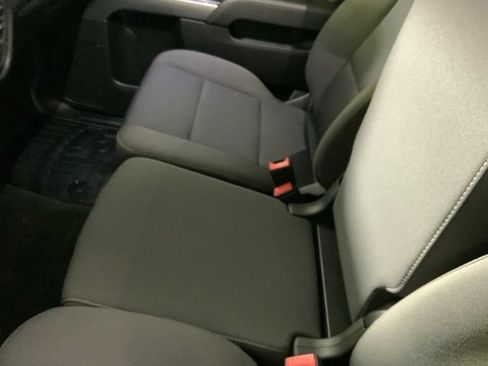 Used 2018 Chevrolet Silverado 1500 LT w/ All Star Edition AWD/4WD image 30