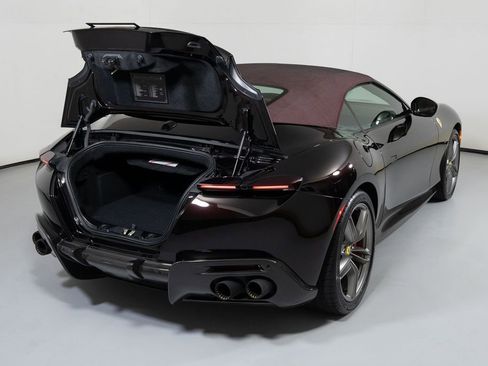 Used 2024 Ferrari Roma Spider image 16