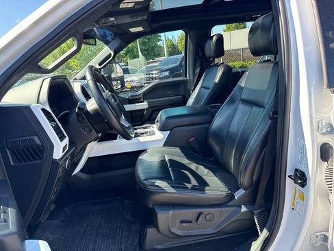 Used 2020 Ford F150 Lariat w/ Equipment Group 502A Luxury AWD/4WD image 13