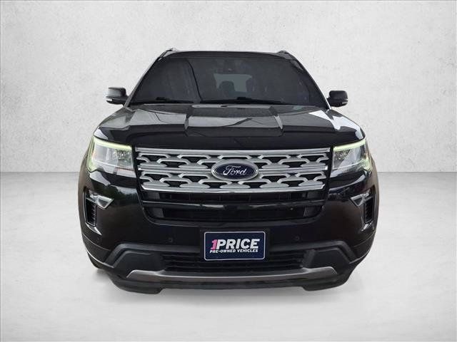 Used 2019 Ford Explorer XLT w/ Equipment Group 202A AWD/4WD image 2