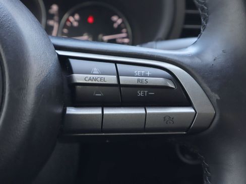 Certified 2022 MAZDA MAZDA3 s image 17