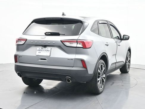Used 2022 Ford Escape SE w/ SE Sport Appearance Package image 8