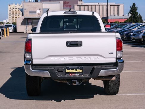 Used 2023 Toyota Tacoma TRD Off-Road AWD/4WD image 5