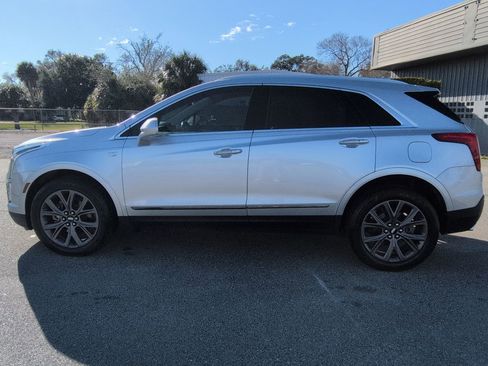 Used 2019 Cadillac XT5 Premium Luxury w/ LPO, Black Ice Package image 7