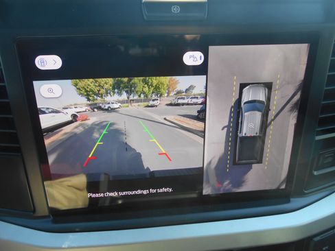 New 2025 Ford F250 XLT w/ Black Appearance Package image 41