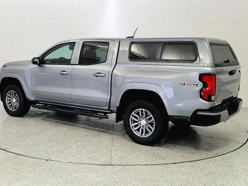 Used 2025 Chevrolet Colorado LT AWD/4WD image 6