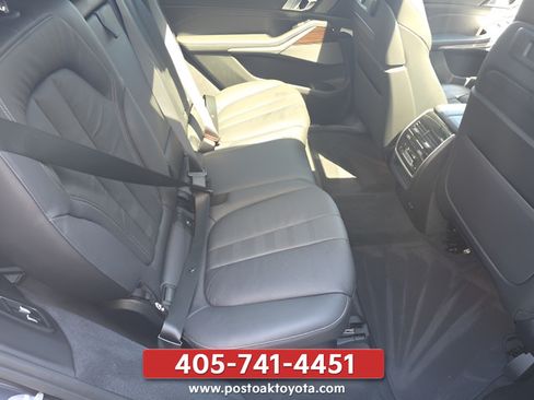 Used 2019 BMW X7 xDrive40i w/ Premium Package AWD/4WD image 34