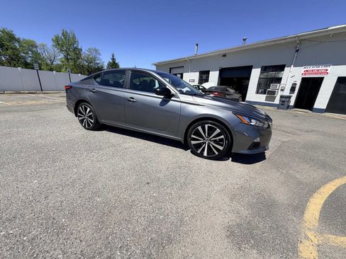 Used 2019 Nissan Altima 2.5 SR AWD/4WD image 8