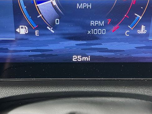 New 2026 Chevrolet Traverse LT image 12