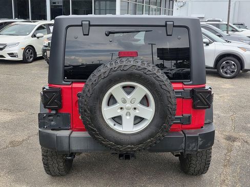 Used 2018 Jeep Wrangler Unlimited Sport S AWD/4WD image 4