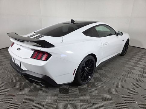 Used 2024 Ford Mustang GT Premium image 7