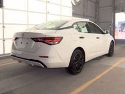 Used 2025 Nissan Sentra S FWD image 21