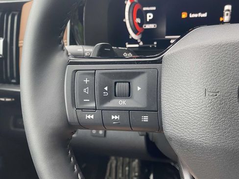 Used 2026 Nissan Pathfinder Platinum w/ Accent Package AWD/4WD image 20
