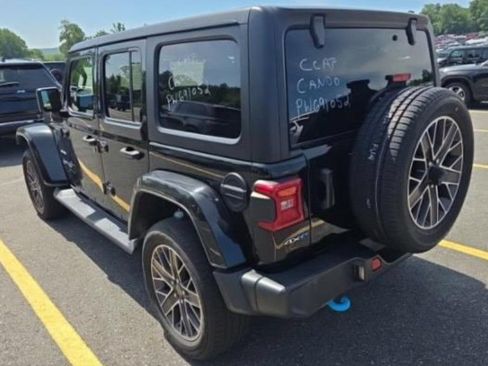 Certified 2023 Jeep Wrangler Unlimited Sahara w/ Cold Weather Group AWD/4WD image 4
