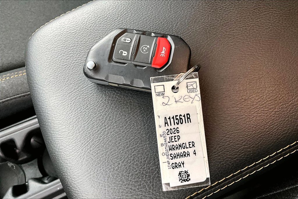 Used 2026 Jeep Wrangler Unlimited Sahara AWD/4WD image 26