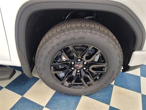 New 2026 GMC Sierra 1500 Elevation image 26