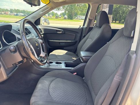 Used 2012 Chevrolet Traverse LT w/ All-Star Edition AWD/4WD image 12