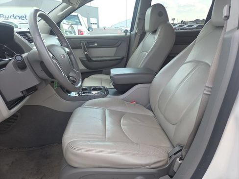 Used 2015 GMC Acadia SLT FWD image 17