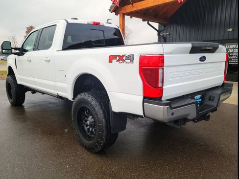 Used 2022 Ford F250 Lariat w/ Lariat Ultimate Package image 6