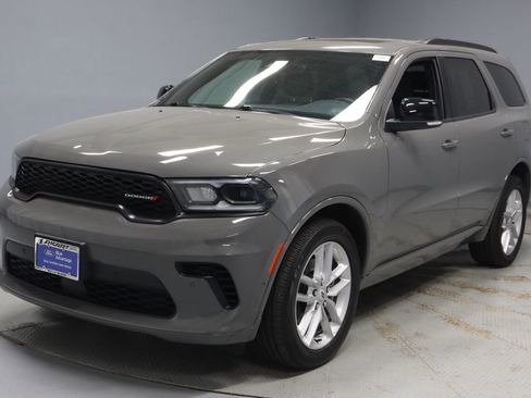 Used 2025 Dodge Durango GT AWD/4WD image 8