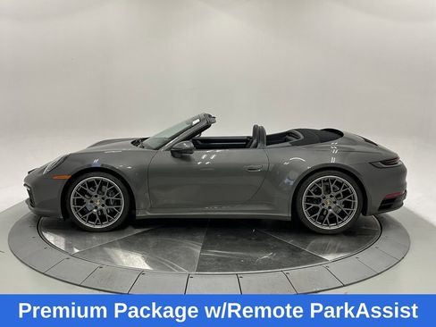 Used 2022 Porsche 911 Carrera image 4