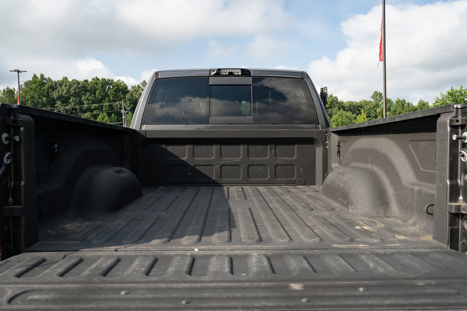 Used 2022 RAM 3500 Laramie AWD/4WD image 9