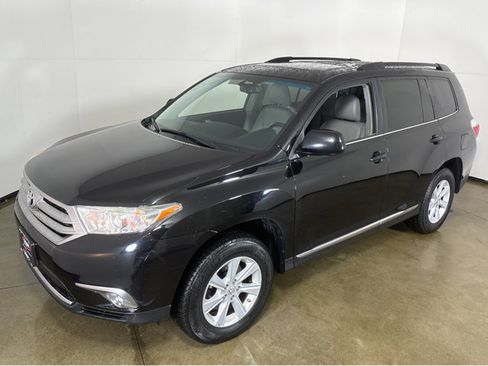 Used 2012 Toyota Highlander SE image 15