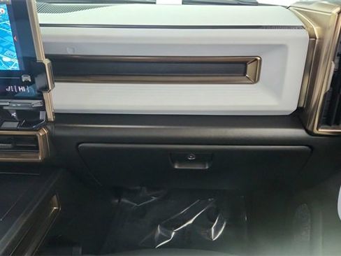 Used 2024 GMC Hummer EV 3X w/ Extreme Off-Road Package image 35