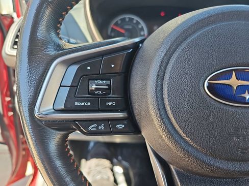 Used 2018 Subaru Crosstrek 2.0i Premium w/ Moonroof Package AWD/4WD image 16