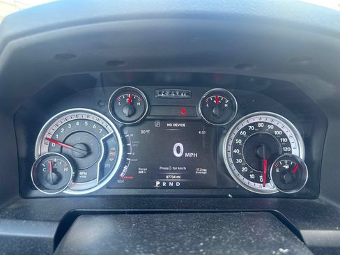 Used 2019 RAM 1500 Big Horn AWD/4WD image 9