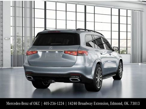New 2026 Mercedes-Benz GLS 450 4MATIC image 23