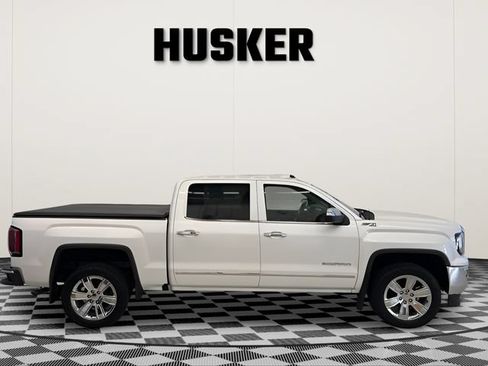 Used 2018 GMC Sierra 1500 SLT AWD/4WD image 2