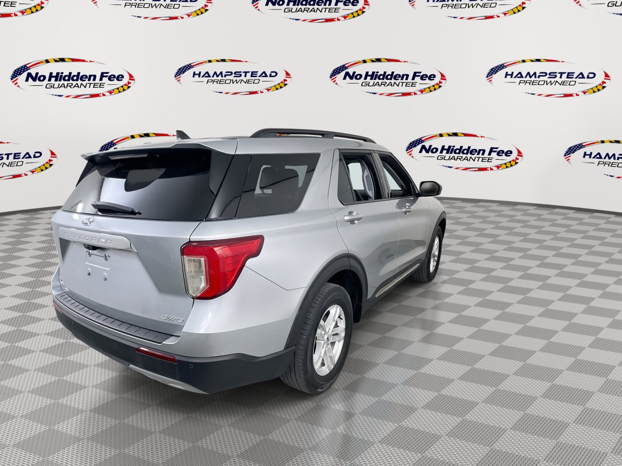 Used 2022 Ford Explorer XLT w/ Equipment Group 202A AWD/4WD image 9