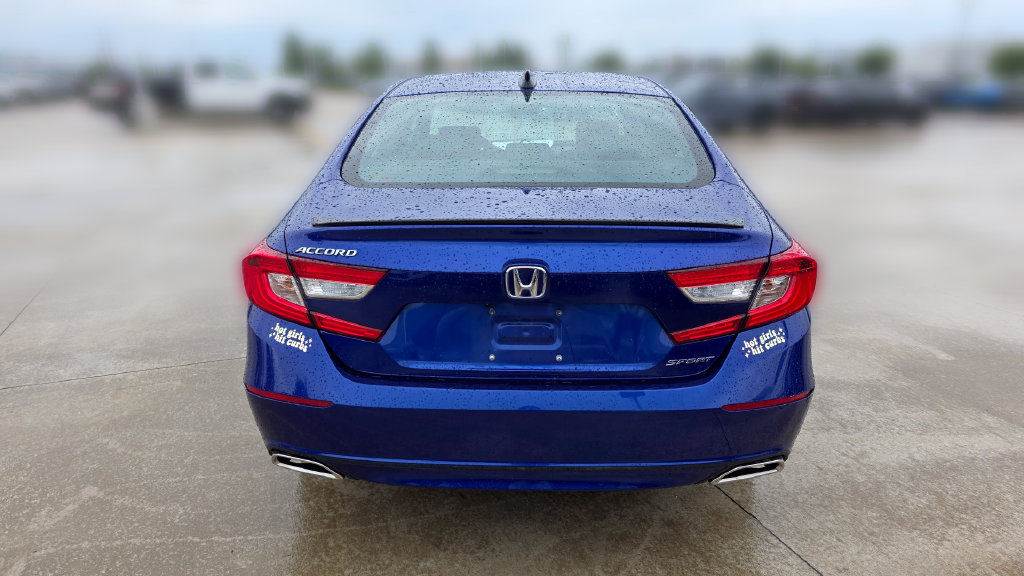 Used 2022 Honda Accord Sport image 4