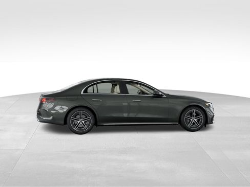 New 2026 Mercedes-Benz E 350 4MATIC Sedan image 19