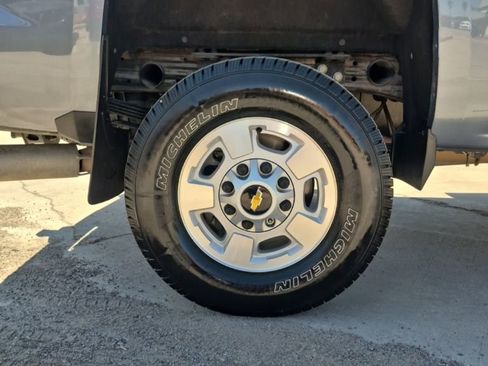 Used 2016 Chevrolet Silverado 2500 LT w/ LT Convenience Package image 12