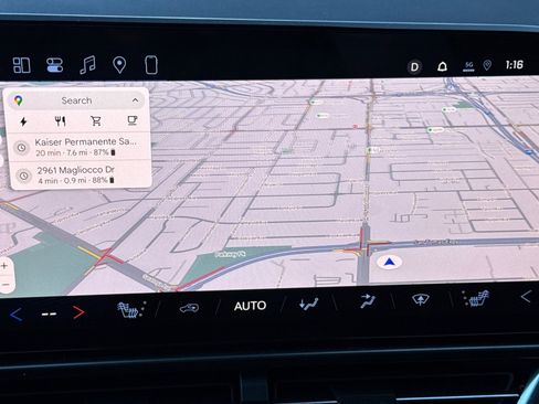 Used 2026 Chevrolet Equinox EV LT image 41