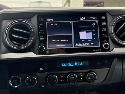 Used 2022 Toyota Tacoma TRD Sport image 33