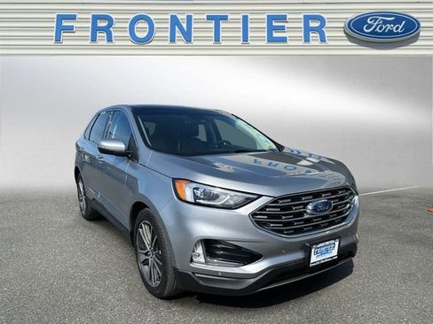 Used 2020 Ford Edge Titanium w/ Class II Trailer Tow Package AWD/4WD image 8