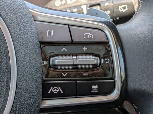 Certified 2025 Kia Sorento EX AWD/4WD image 35