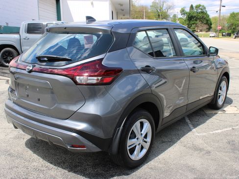 Used 2024 Nissan Kicks S FWD image 6