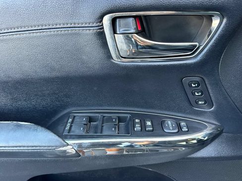 Used 2014 Toyota Avalon XLE Touring FWD image 12