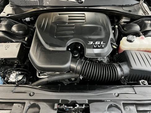 Used 2023 Chrysler 300 Touring L w/ Popular Equipment Group image 28